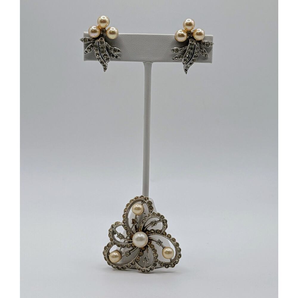 Vintage Marvella Faux Pearl Rhinestone Brooch Earrings Set Silver‎ Tone